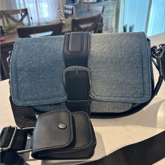 Steve Madden Handbags - Steve Madden Denim and Black Crossbody Bag